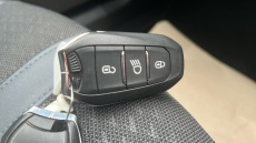 Peugeot 2008 1.2 PureTech 130 Allure Premium 5dr Petrol Estate